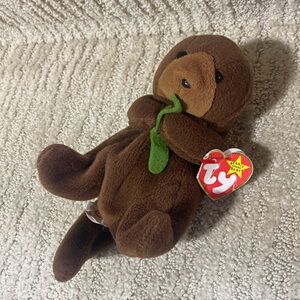 Ty Beanie Baby Seaweed style 4080. Brown otter.
